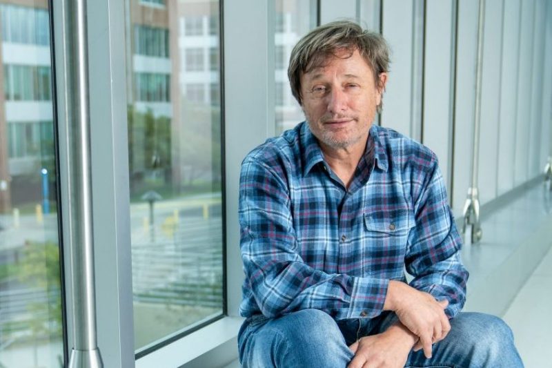 Robert Gourdie, Ph.D., FAHA, AIMBE Robert Gourdie, Ph.D., FAHA, AIMBE